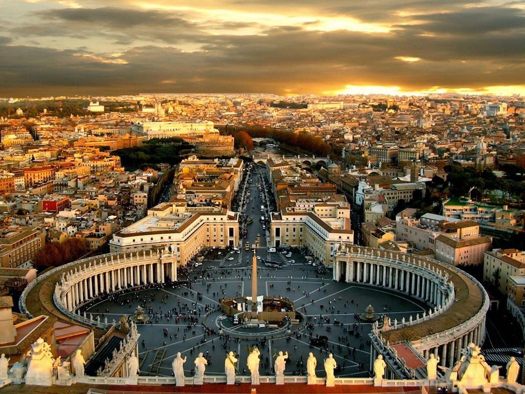 La Perla Del Vaticano * Rome